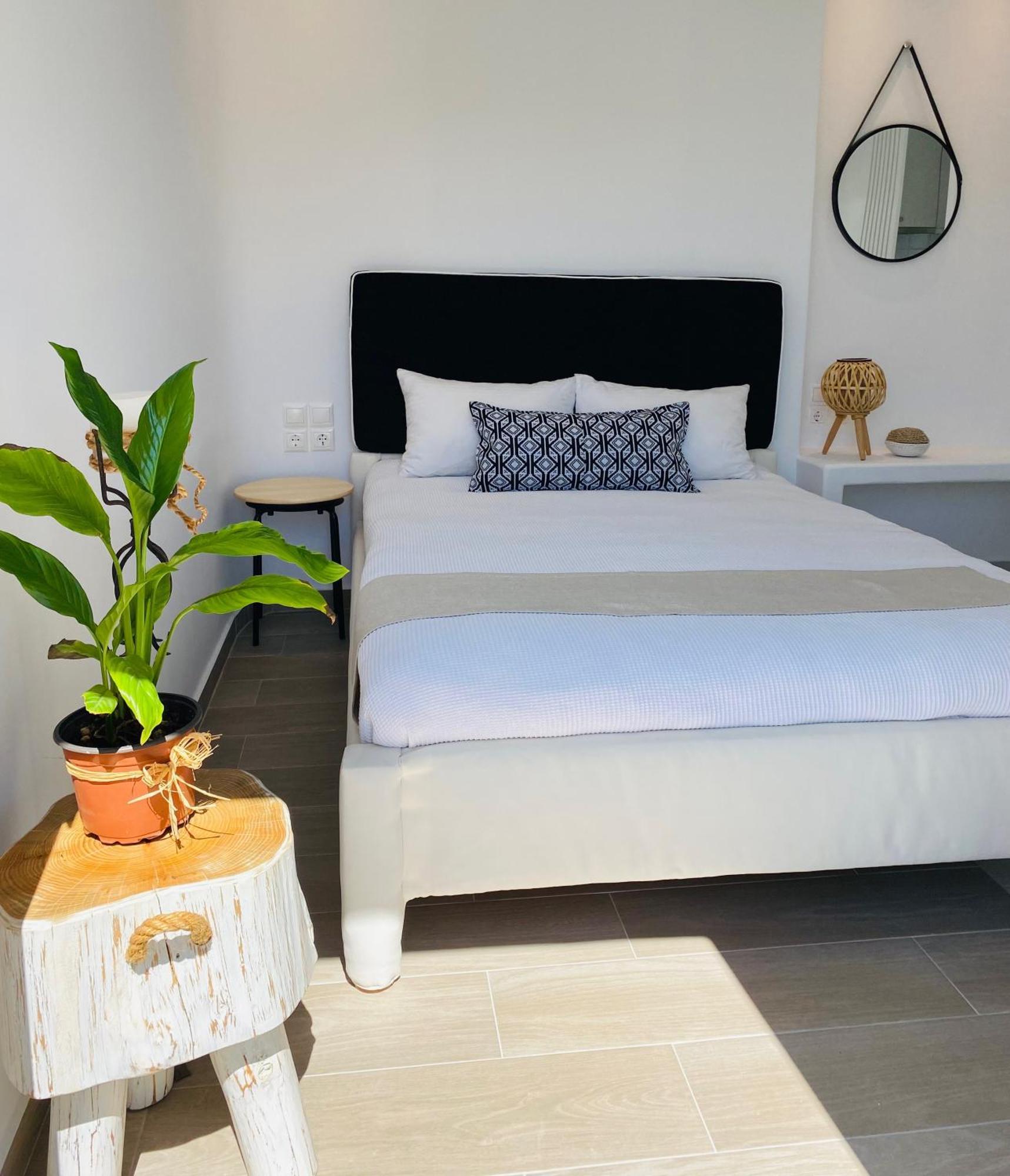Tatiana Villa & Apartments Klouvas Luaran gambar